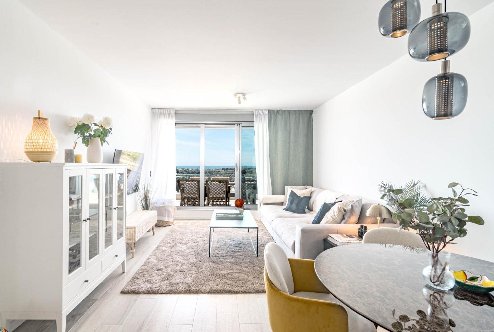Ov21b - Bright And Modern 3 Bedroom Apartment