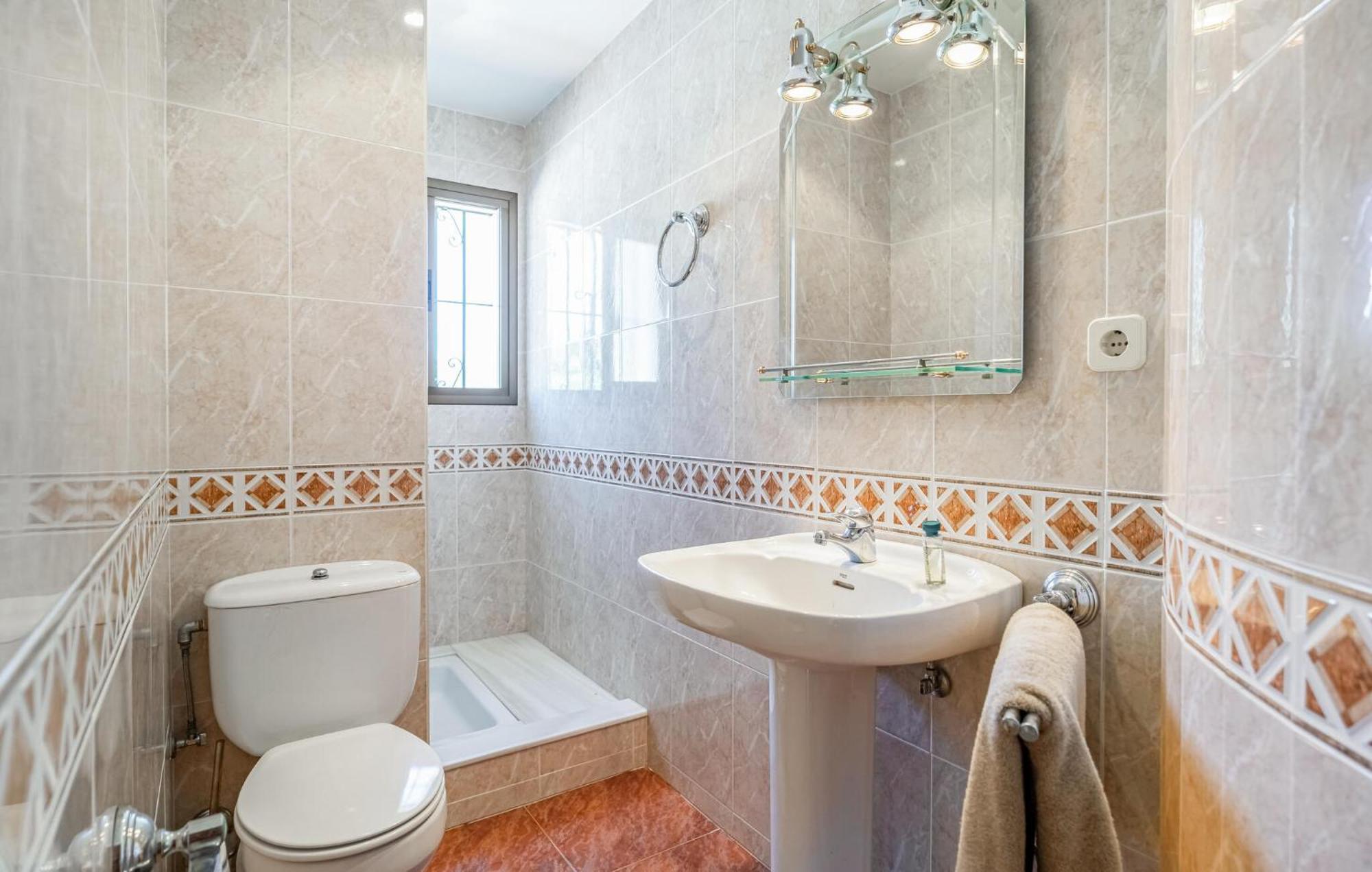 Holiday home Gorgeous In With Wifi