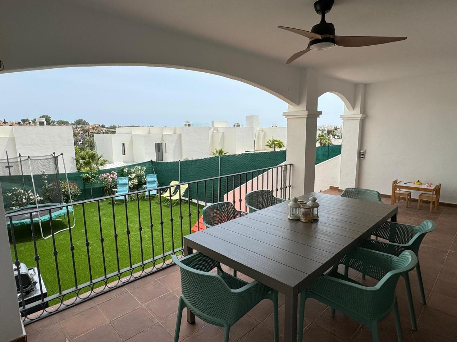 Townhouse With Garden Apartment Estepona