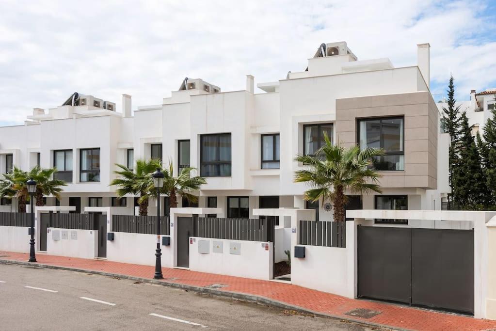 Holiday home Charming Beach Home In Estepona West