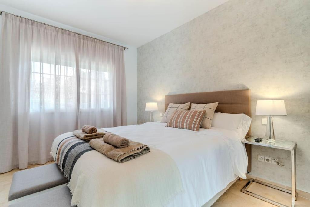 Cozy In Marbella-estepona Villa