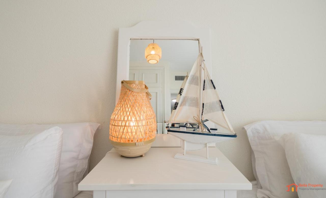 Coastal Chic Centro Apartment Estepona
