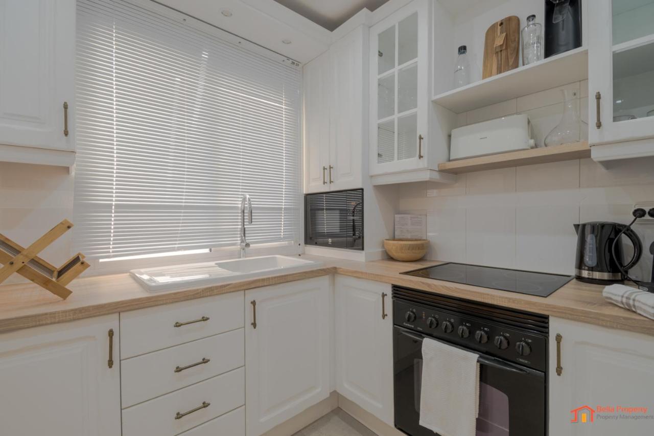 Coastal Chic Centro Apartment Estepona