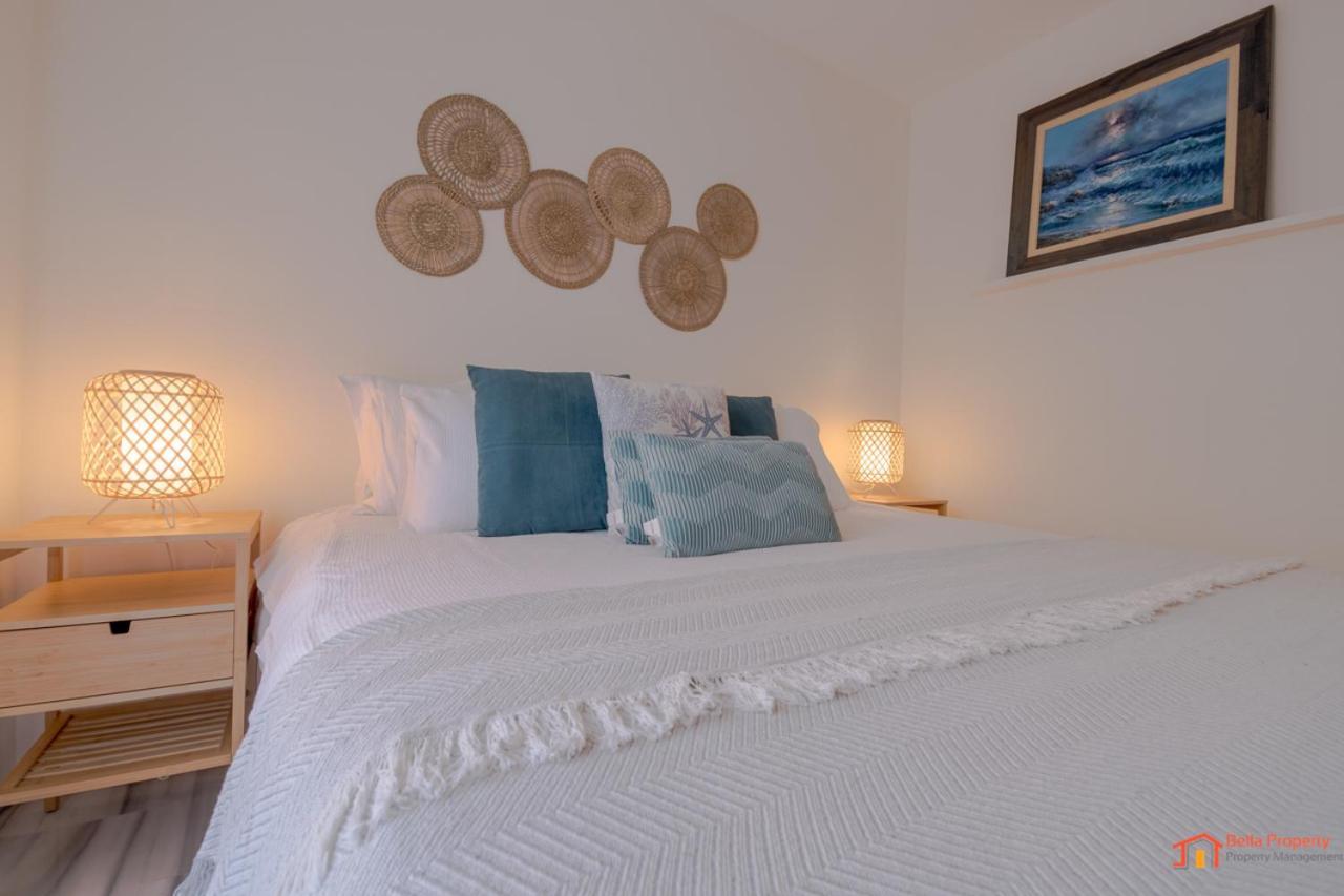 Coastal Chic Centro *