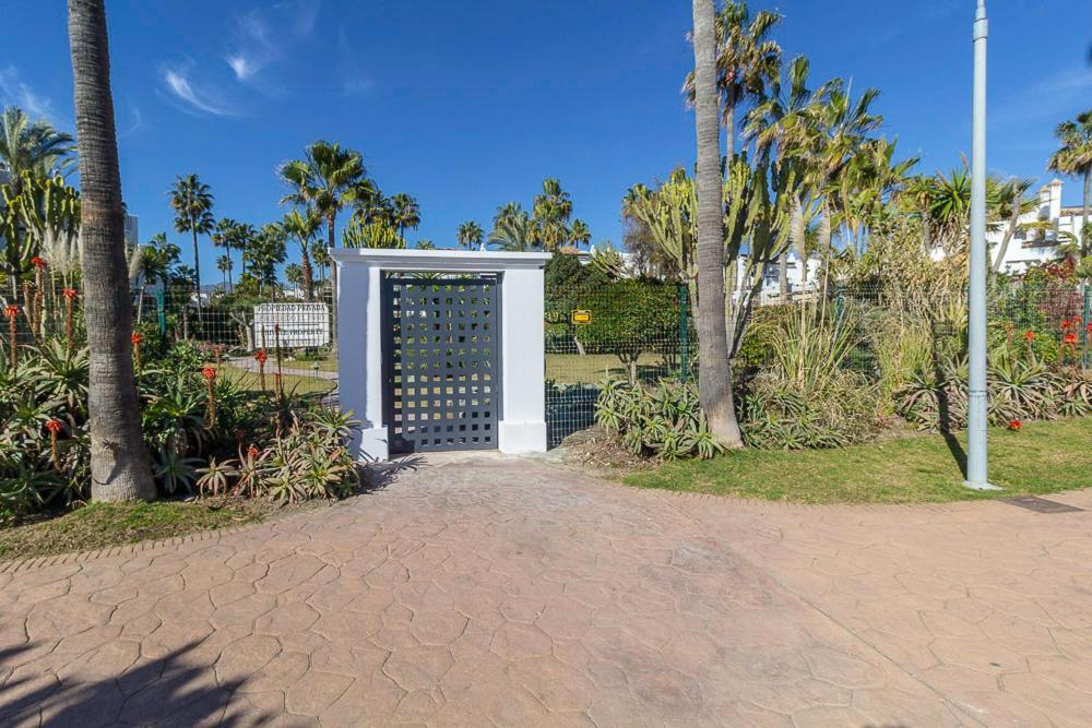 Piso Estupendo Acceso Directo Playa Apartment Estepona