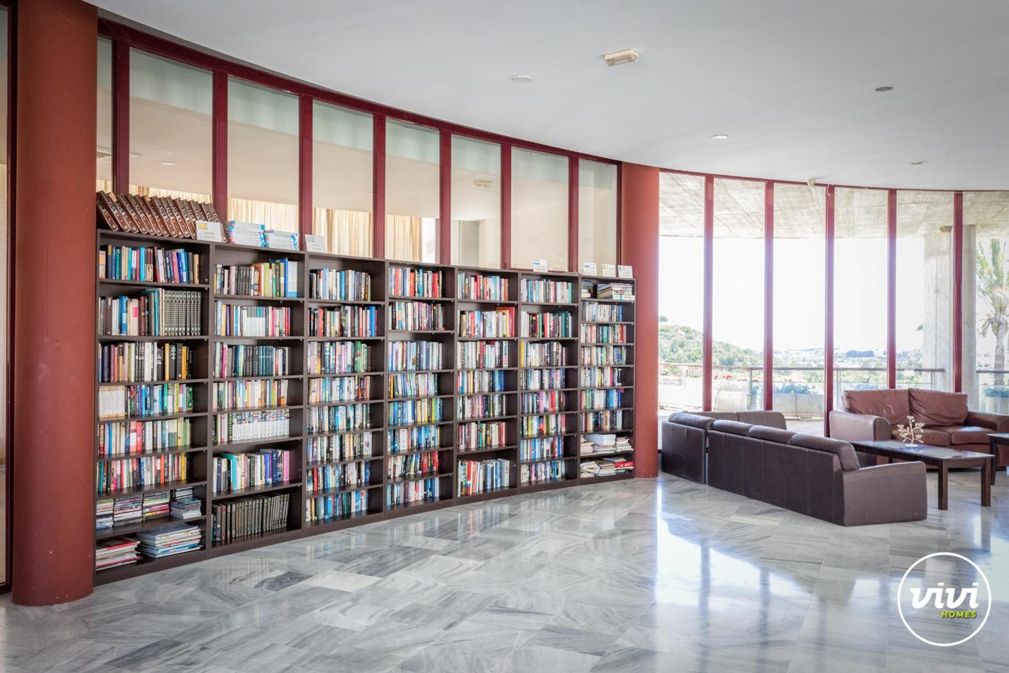 Masuti - Gym, Pool, Terrace & Garden Appartement