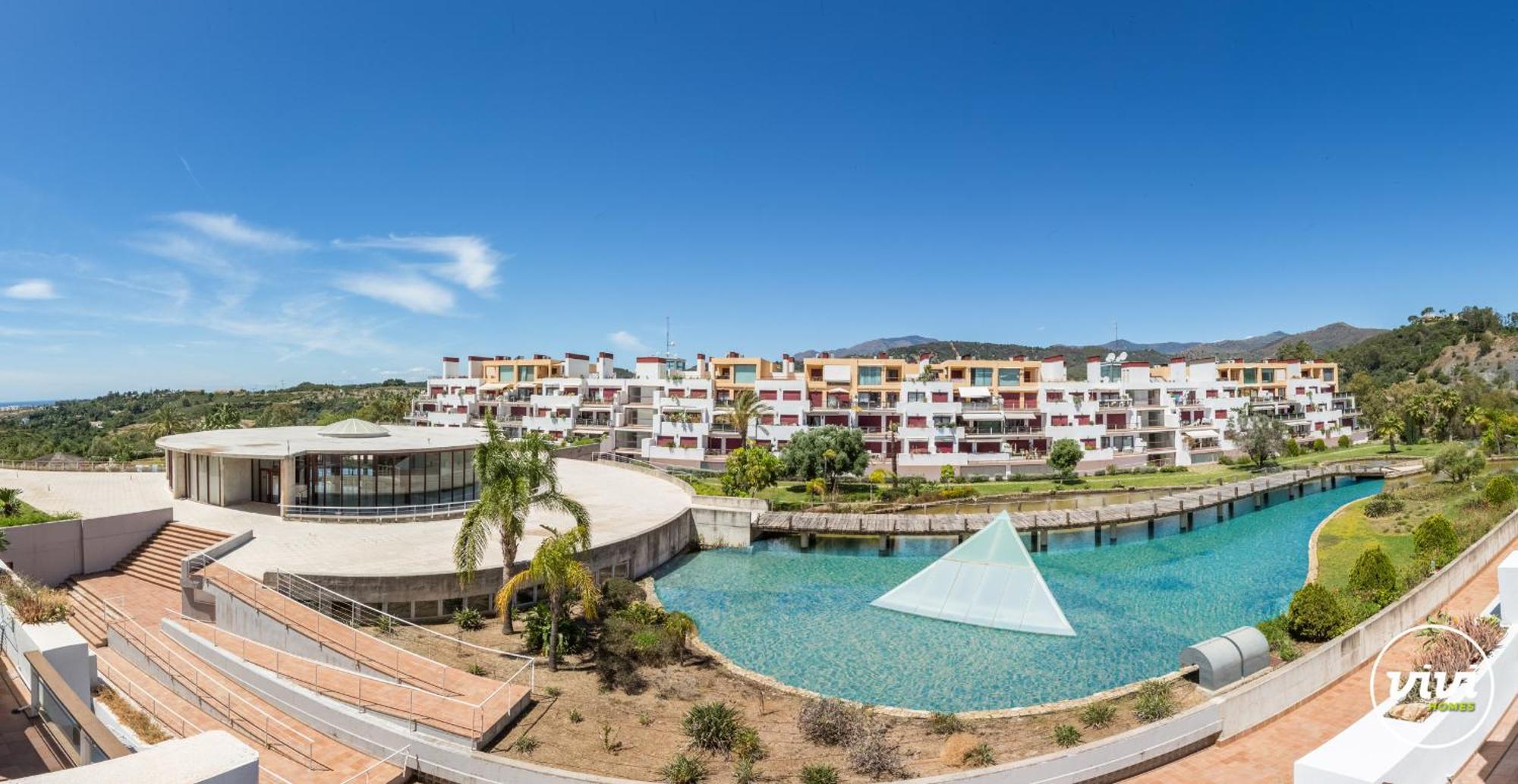 Appartement Masuti - Gym, Pool, Terrace & Garden Estepona