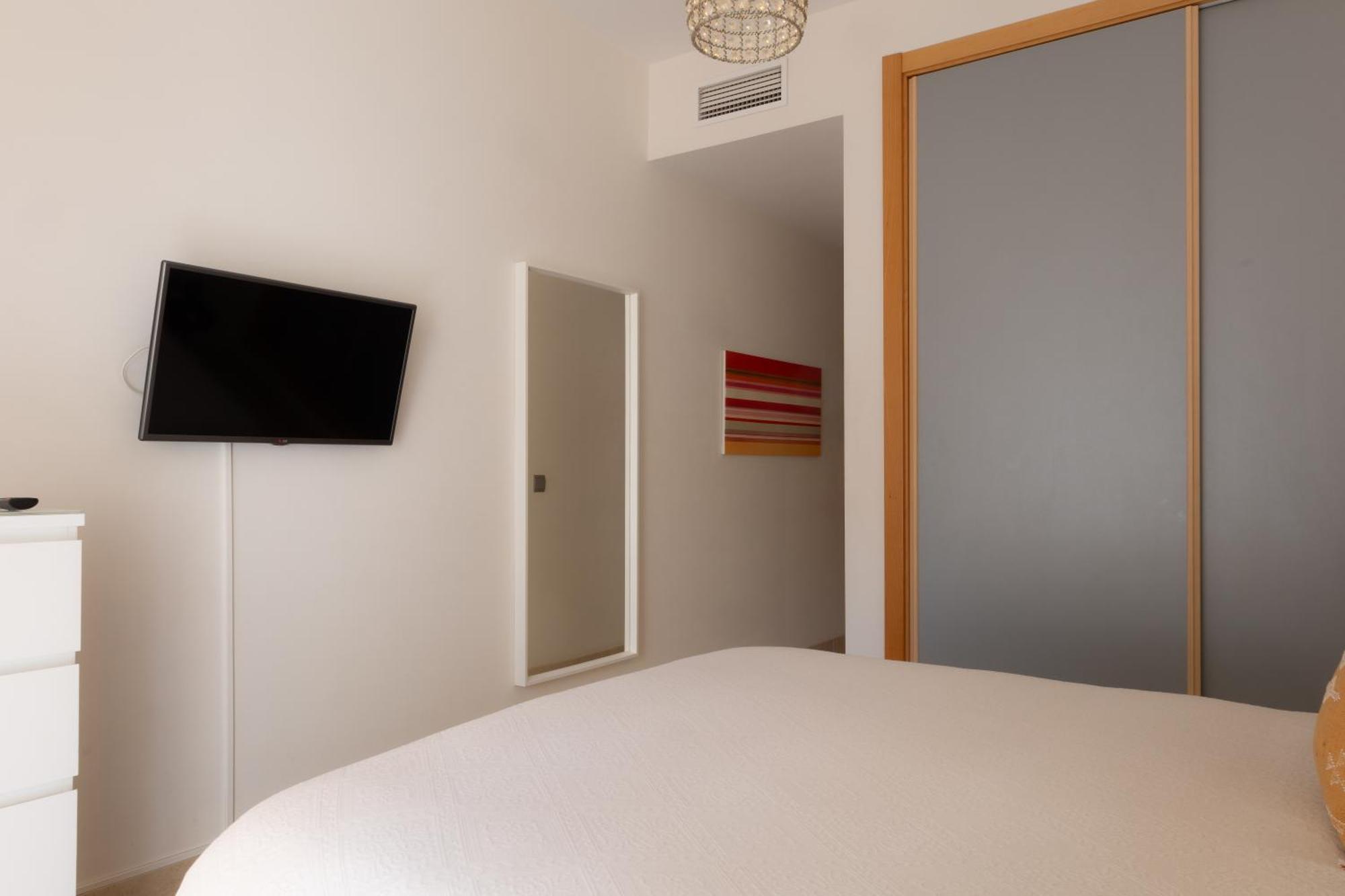 Apartment Luxury 2-br By & Golf - Toscana Hills Marbella