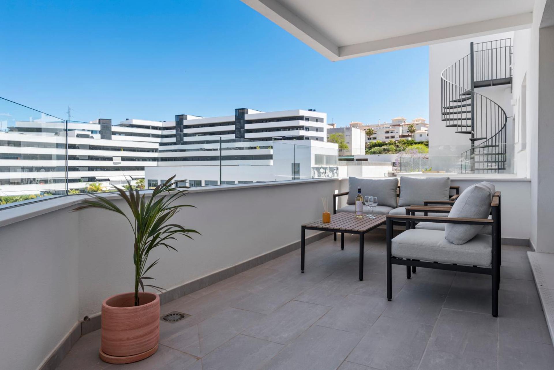 Casa Maddie - Panoramic View Penthouse Apartment