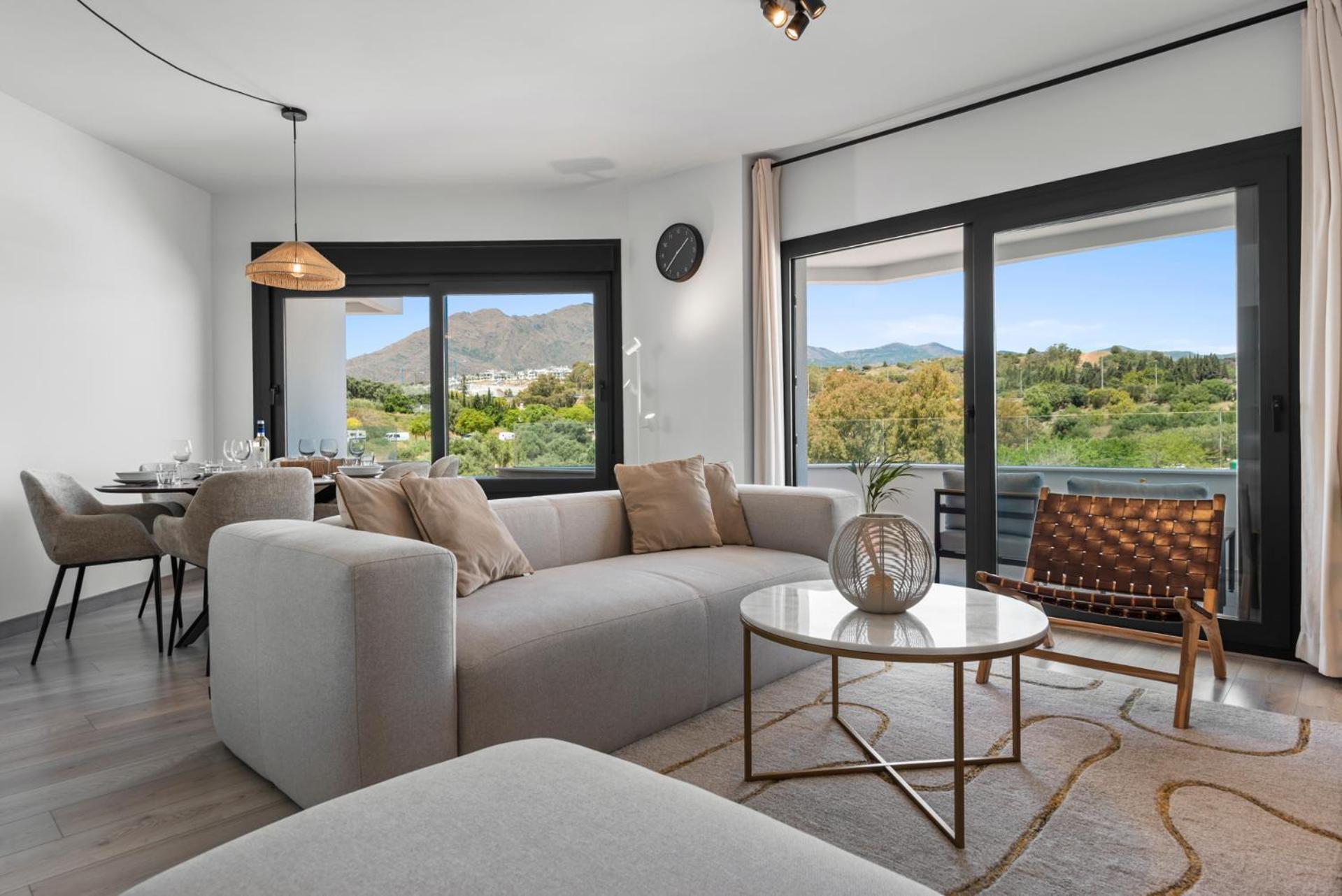 Casa Maddie - Panoramic View Penthouse * Estepona