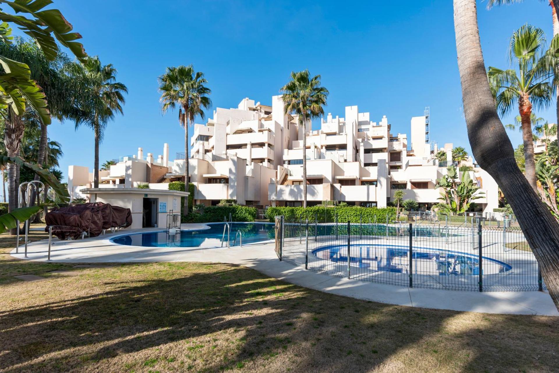 Penthouse Bahia De La Plata * Estepona