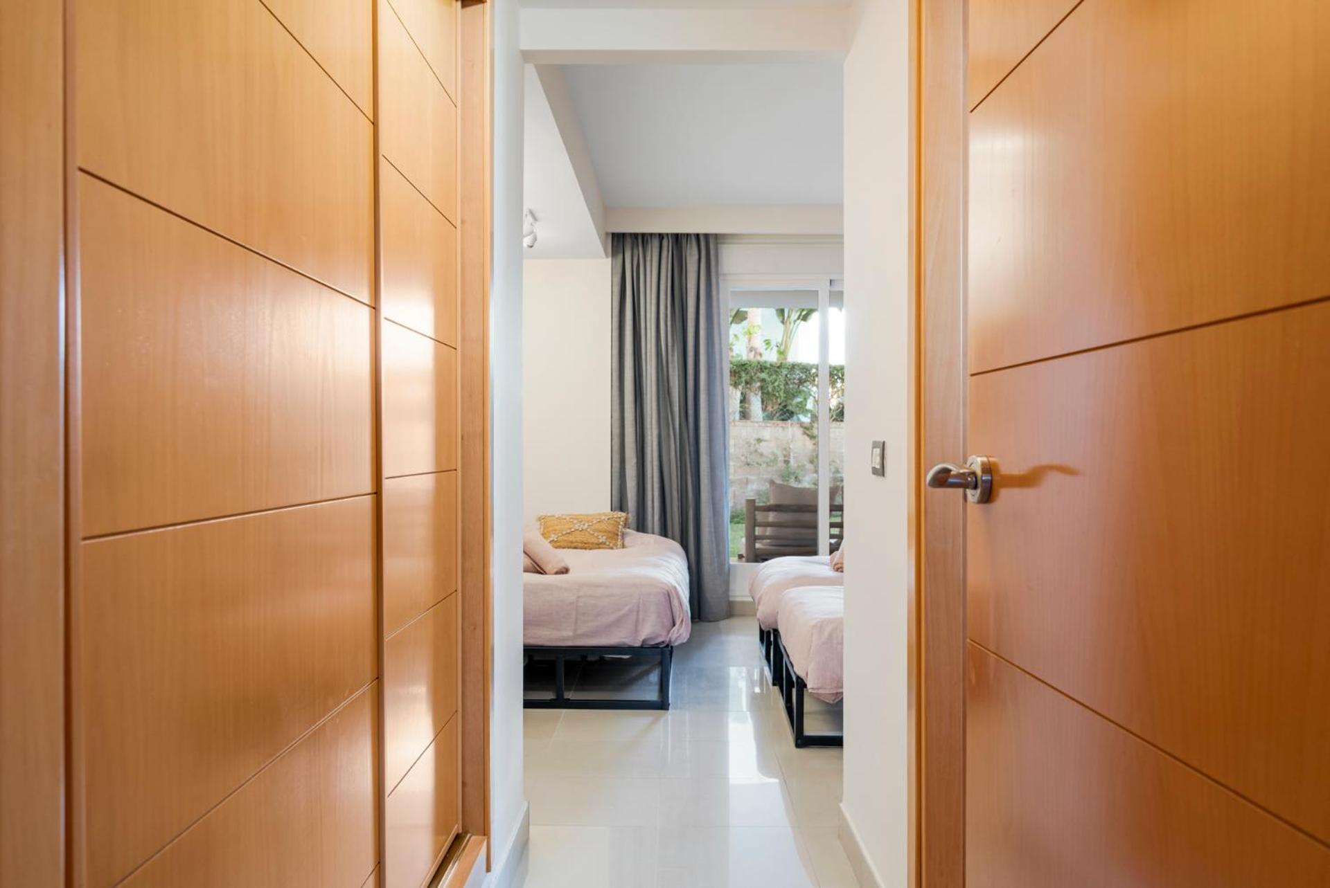 Casa Livia Met Aupingbedden Apartamento Estepona