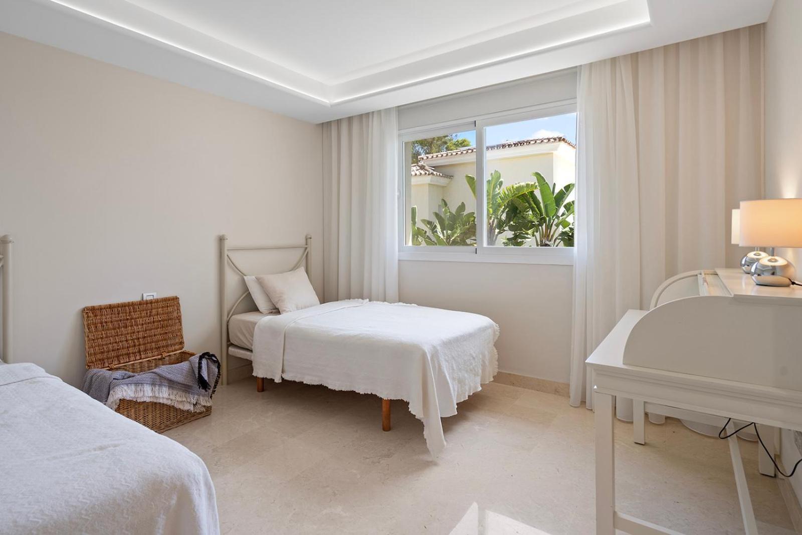 Front Line Luxury In Heaven Apartment *