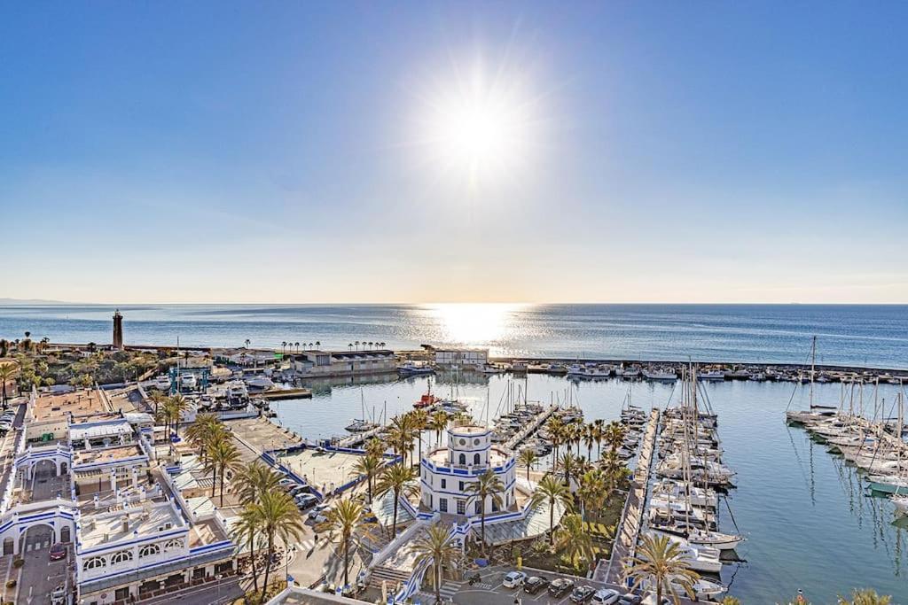 Luxury Seafront Penthouse With Parking