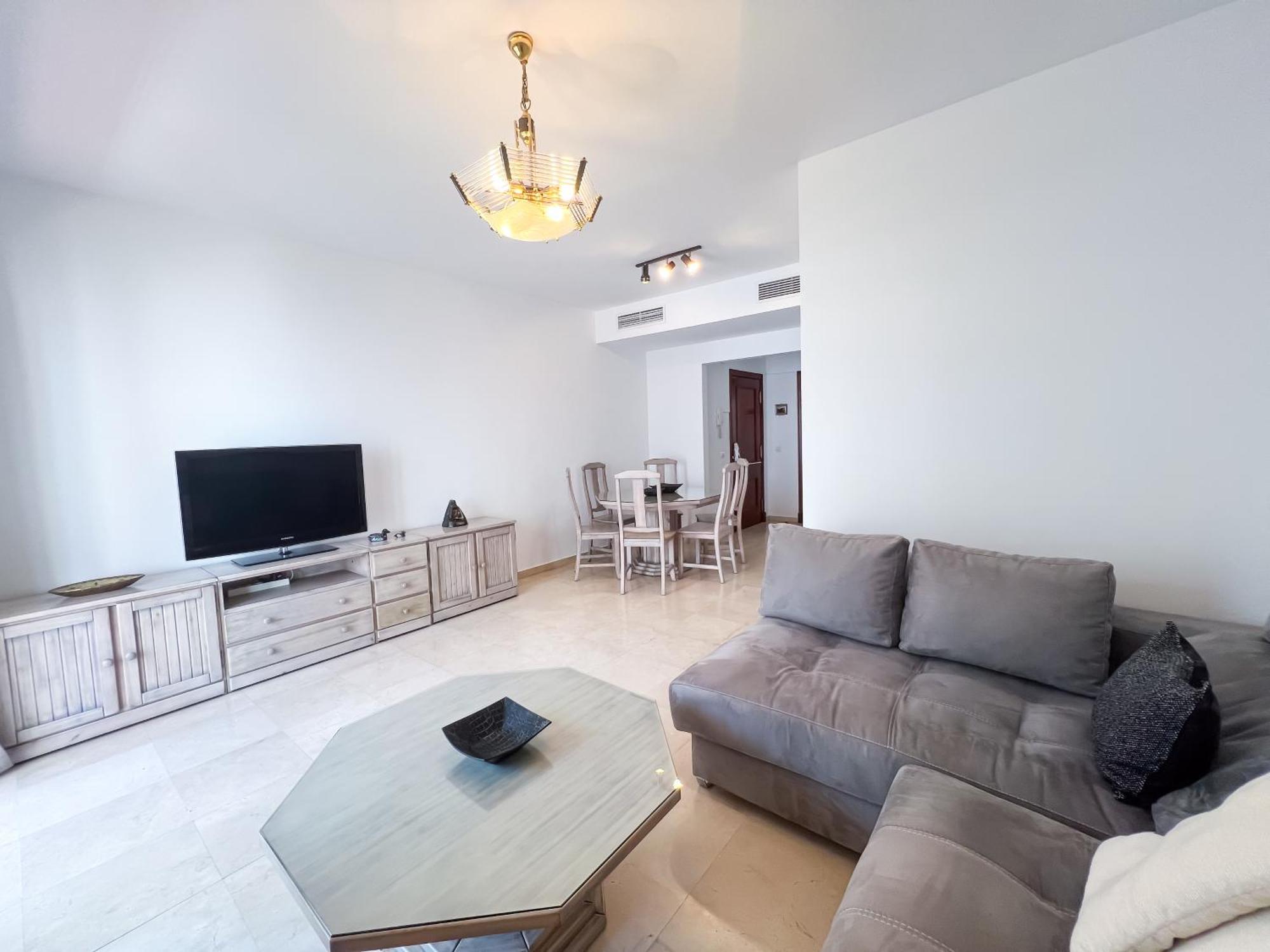 Family In Appartement *