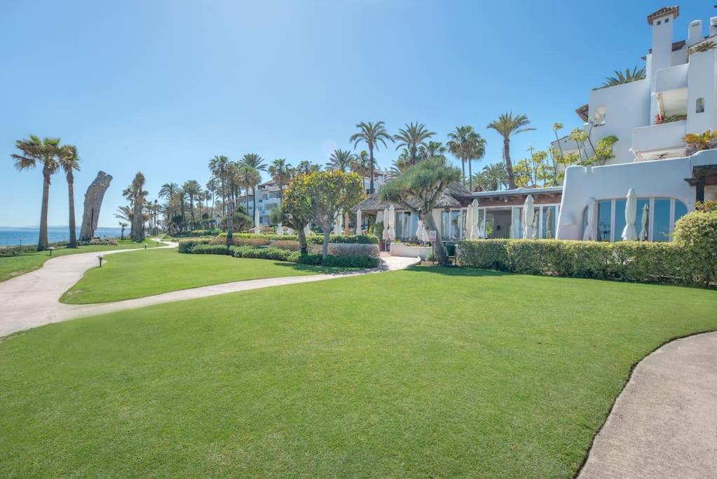Alcazaba Three Bedroom *