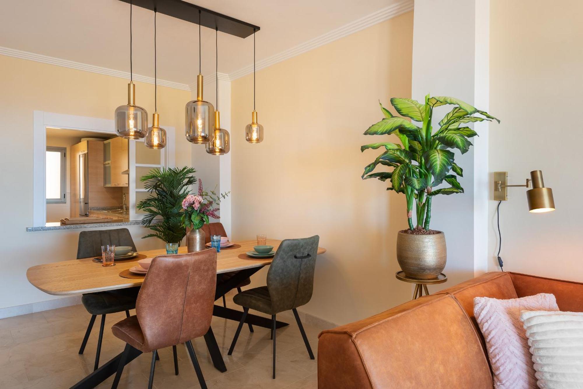 Apartment Charming 2-bedroom With Beautiful Sea Views Estepona