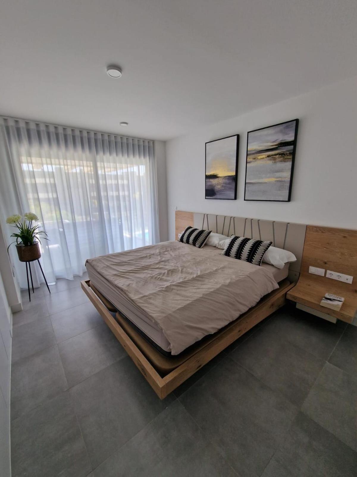 Vakantiehuis Logement Moderne Avec Jacuzzi, Piscine Chauffee Et Salle De Sport