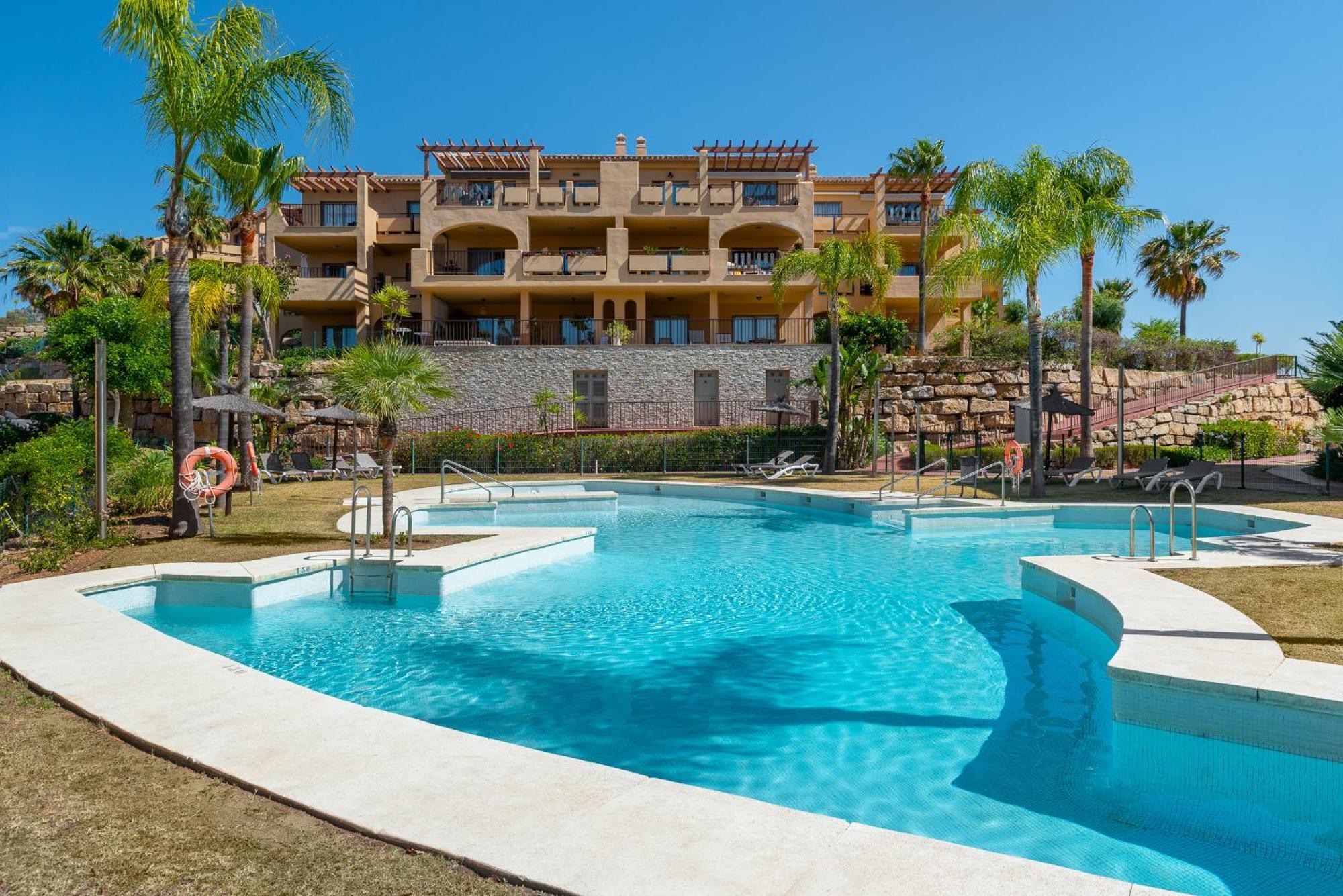 Family With Sea Views In Hacienda De Cifuentes *