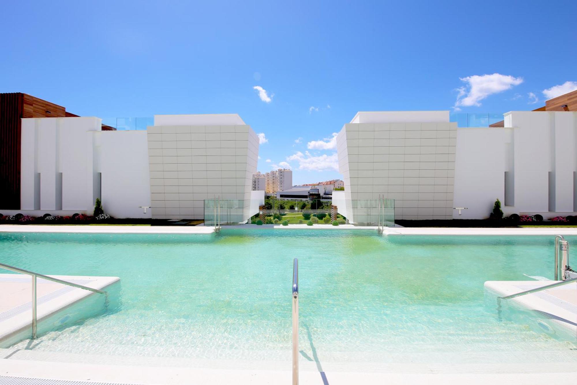 Town Luxury Cielo Apartment