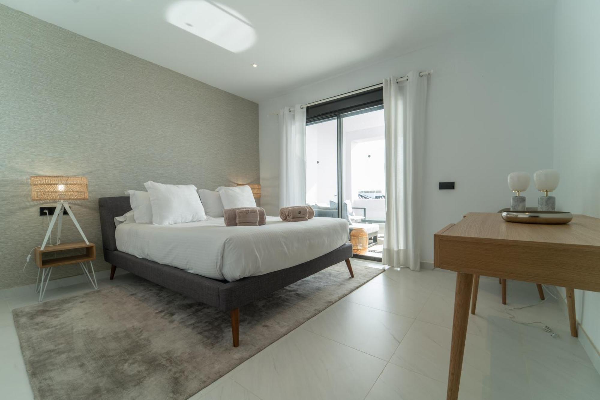 Hills Aparthotel