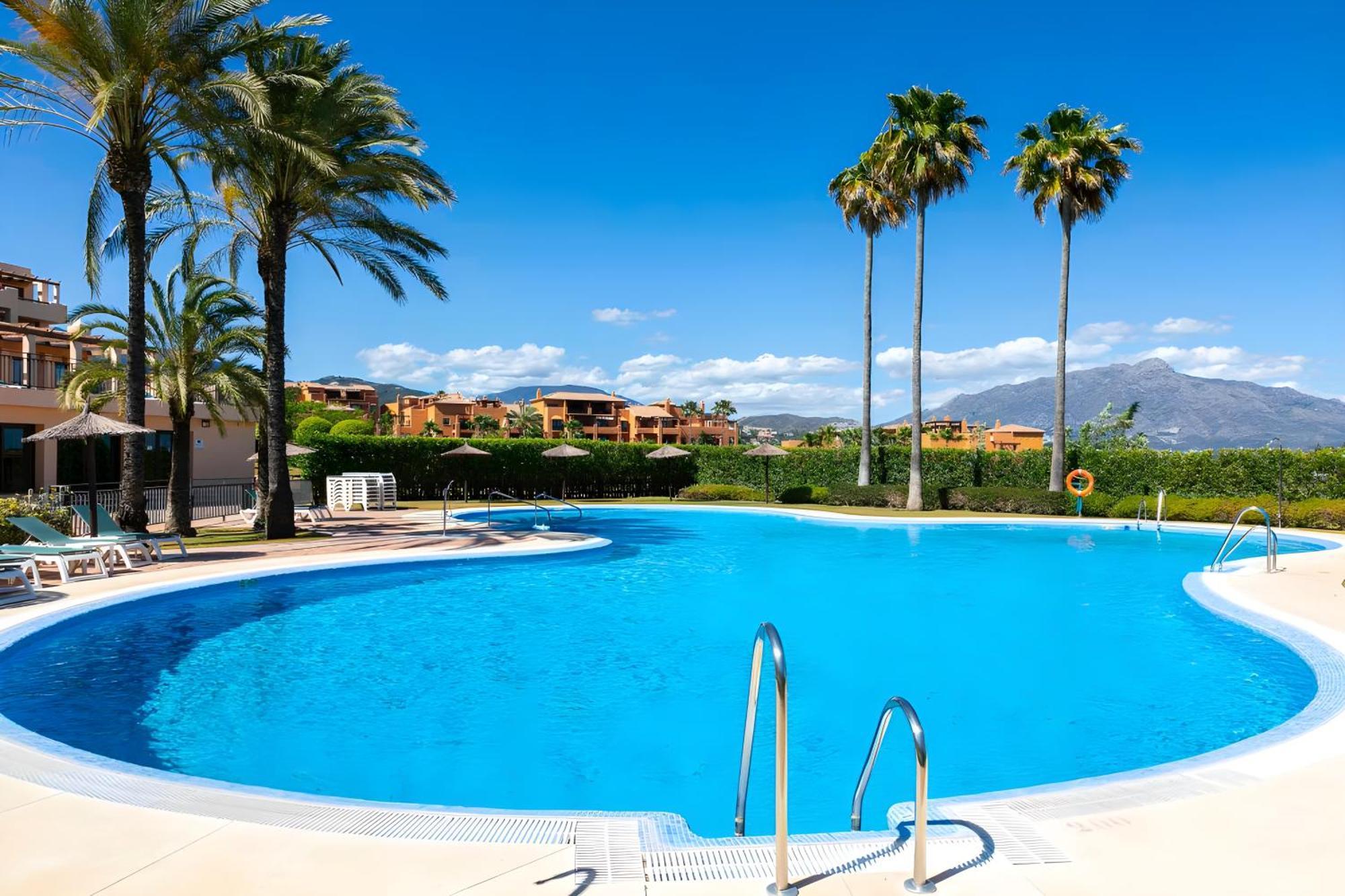 Exclusivo Atico Con Esplendidas Vistas Al Mar Apartment Estepona
