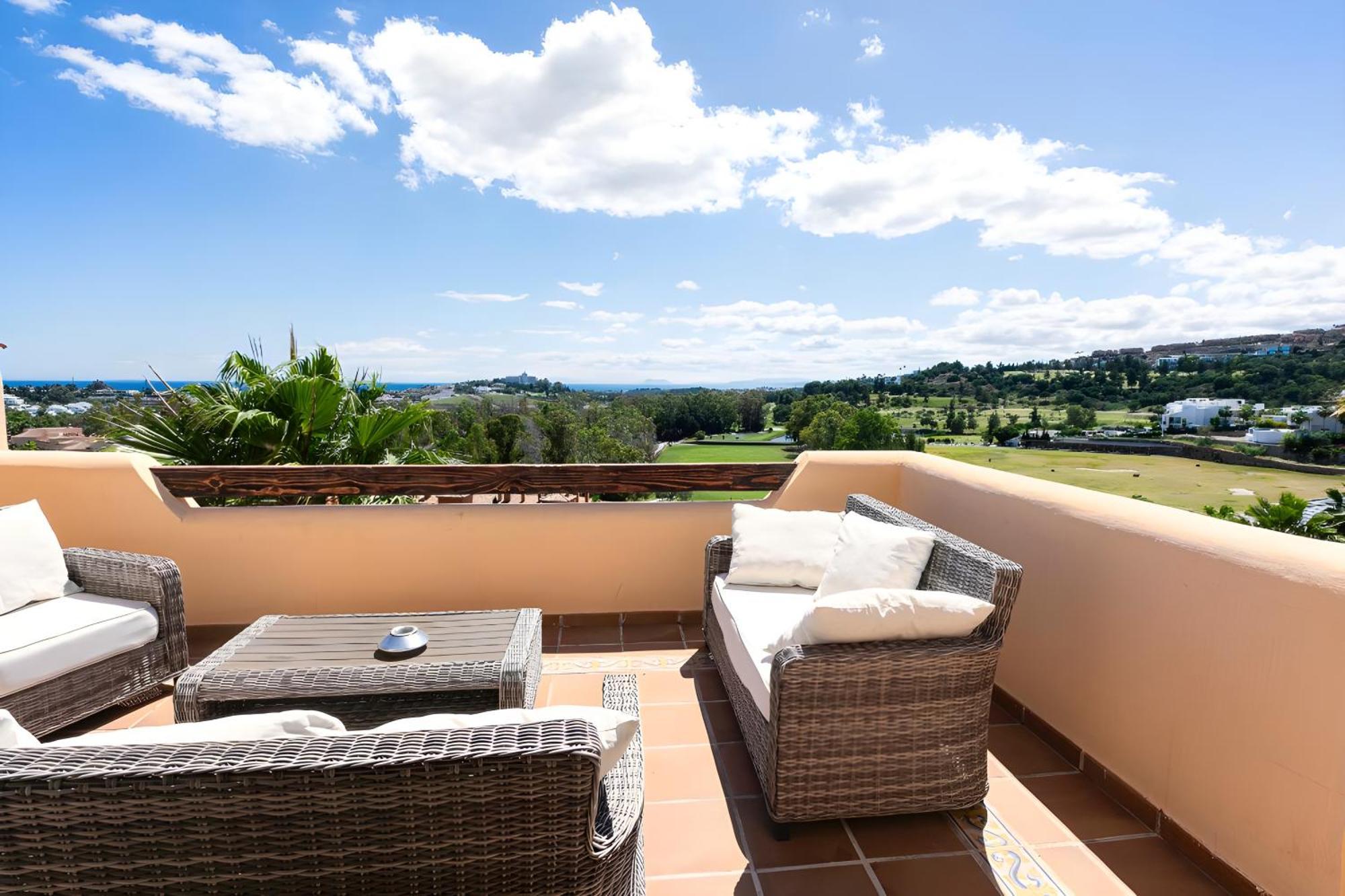 Exclusivo Atico Con Esplendidas Vistas Al Mar Apartment Estepona