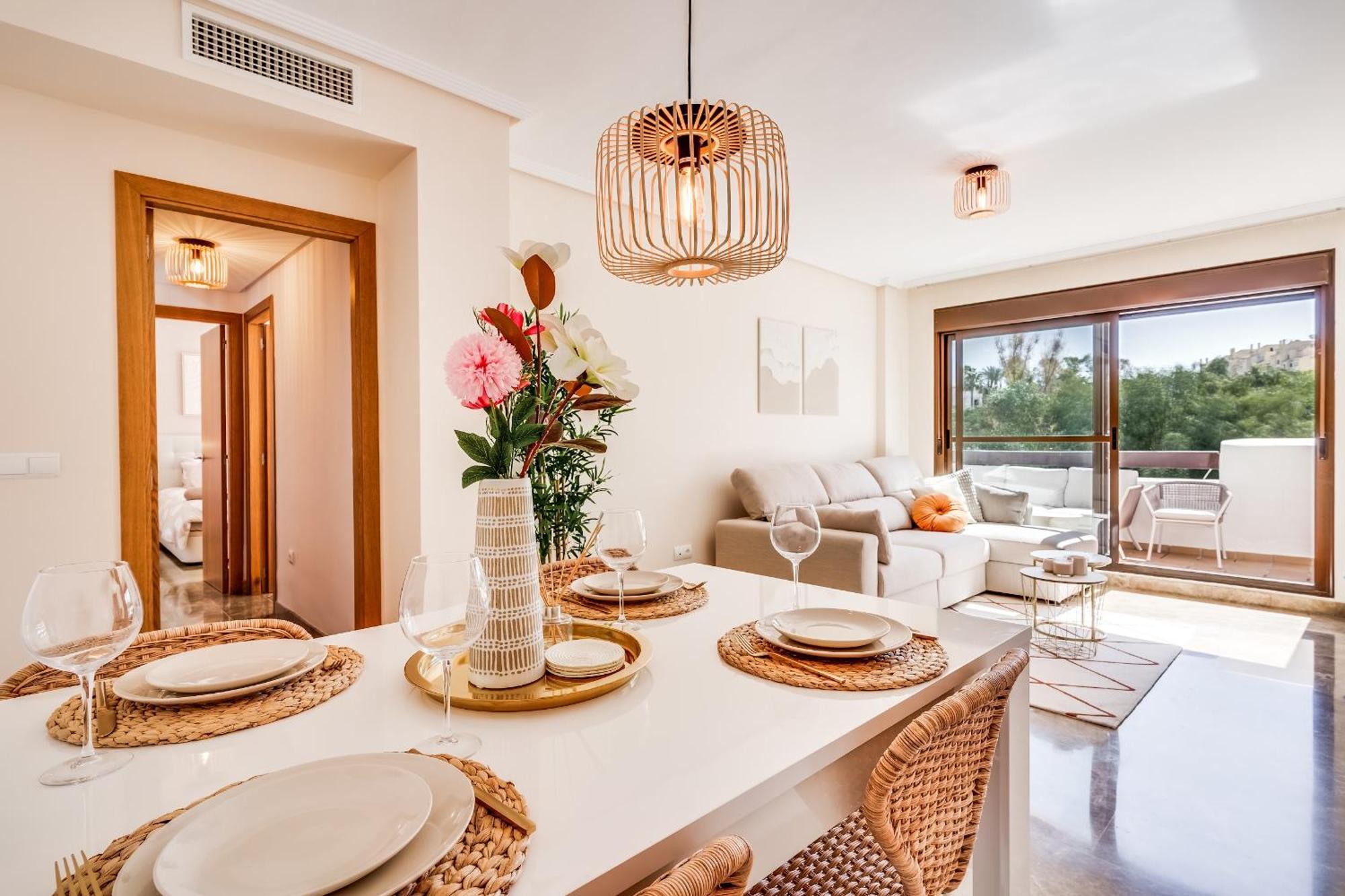 Apartment Heerlijk Met Uitzicht Op Het Zwembad
