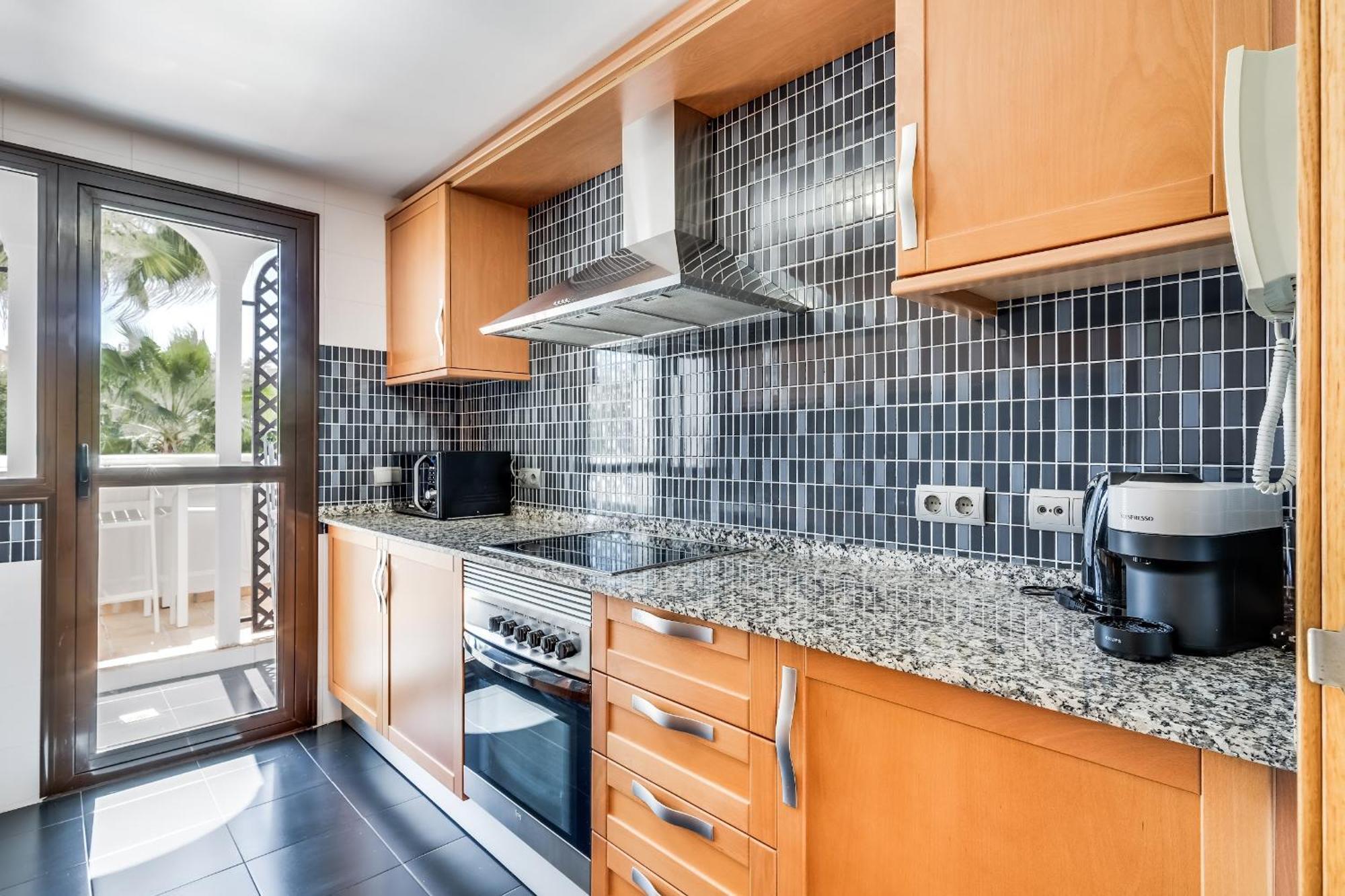 Heerlijk Met Uitzicht Op Het Zwembad Apartment Estepona