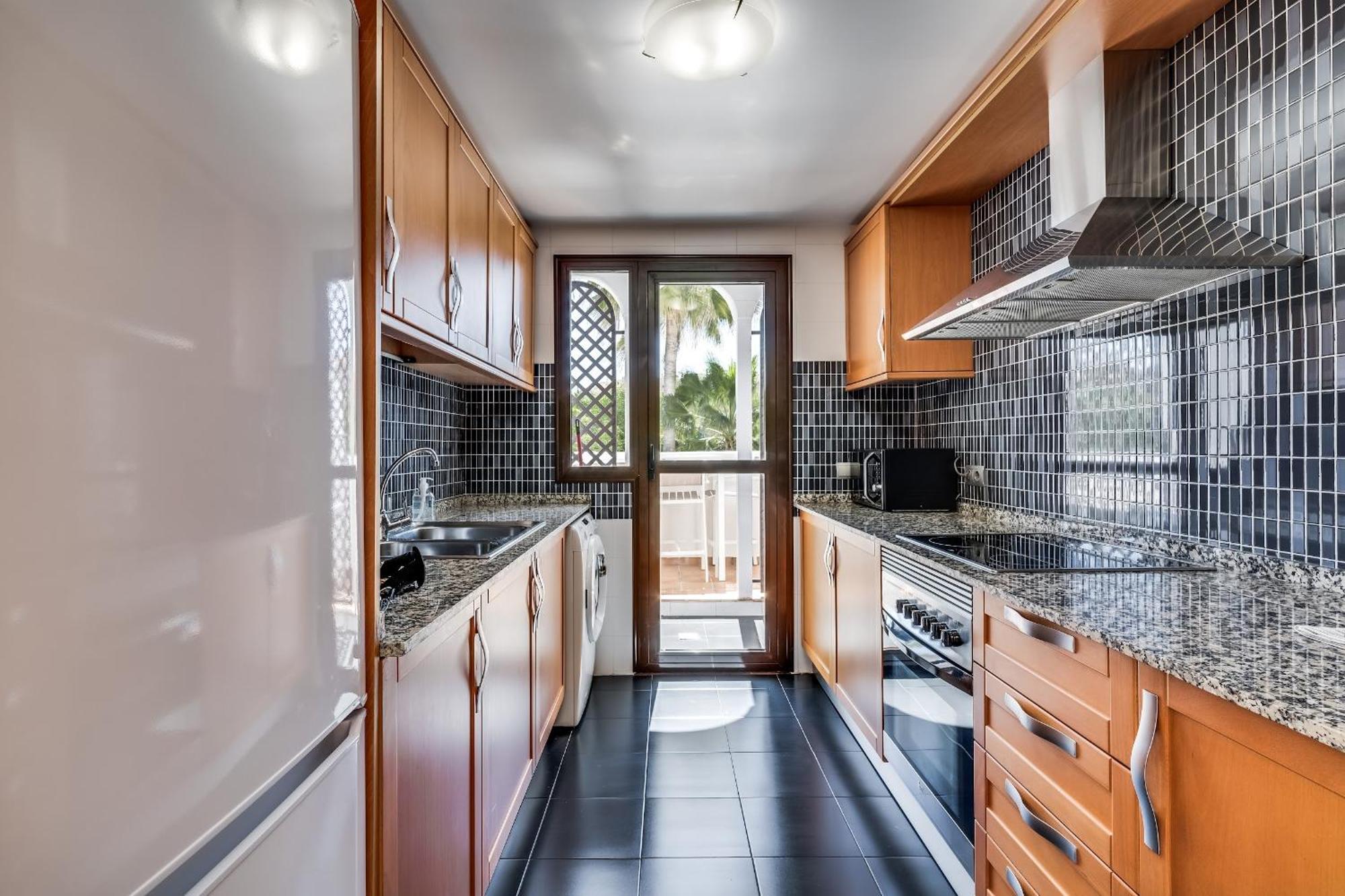 Apartment Heerlijk Met Uitzicht Op Het Zwembad Estepona
