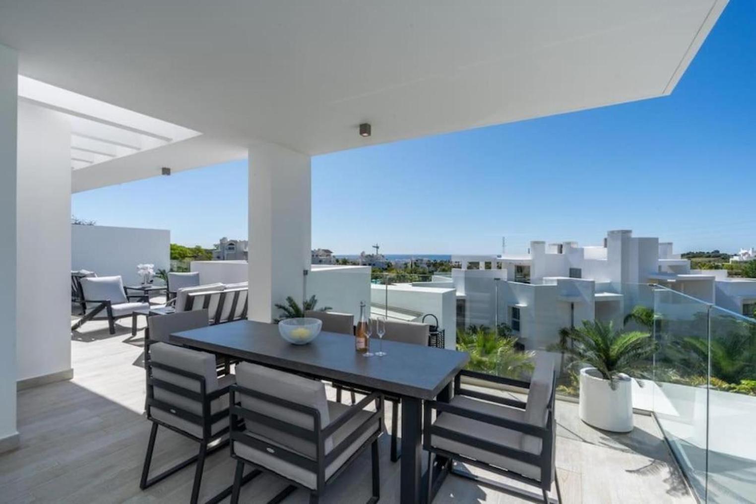 Al-1721 - Penthouse - Alcazaba Lagoon Apartment *