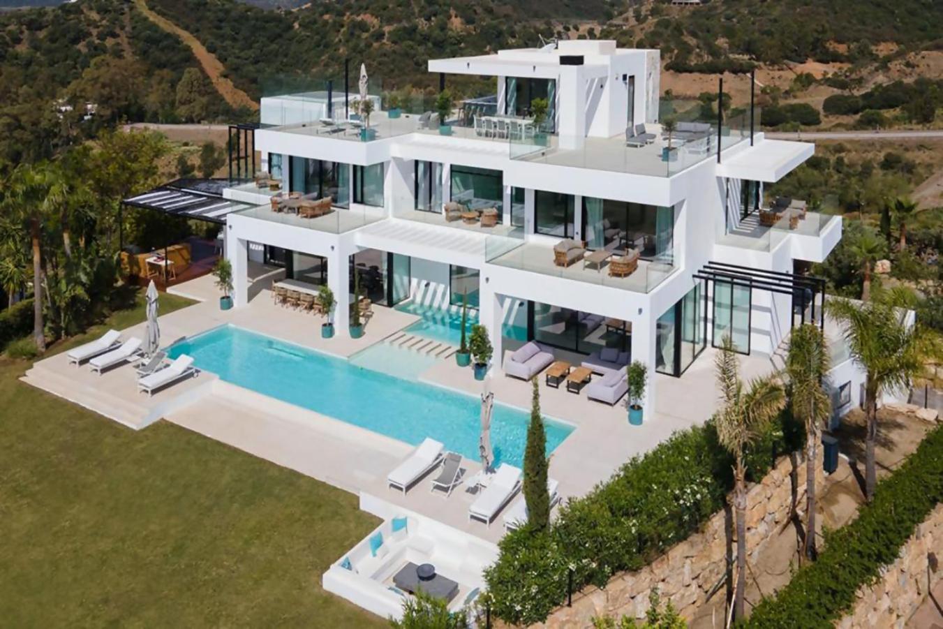 Super Lujo Y Privacidad En Un Entorno Idilico Villa Estepona