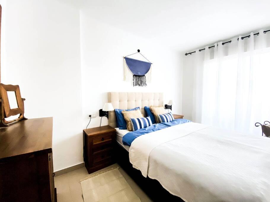 Del Mar 3 Bed *