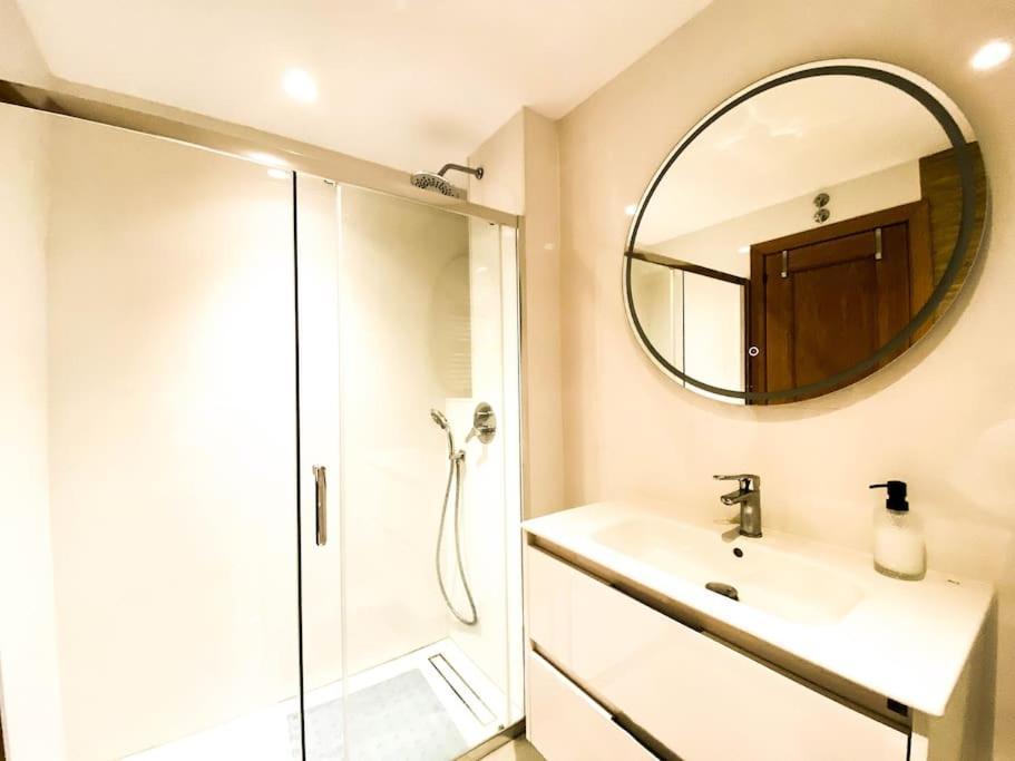 Del Mar 3 Bed Appartement *