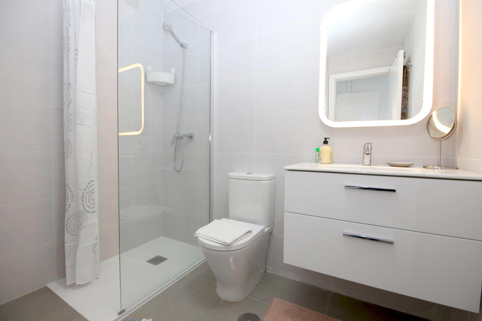 Town Tomy Apartment