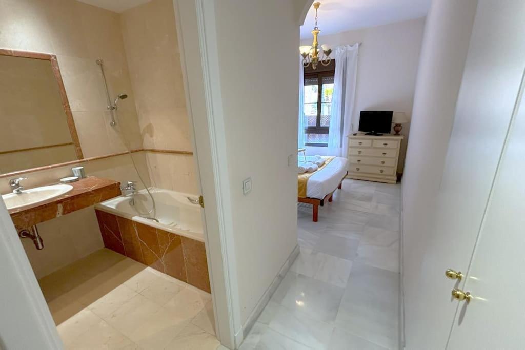 Evans Realty Ax Playa & Piscinas & Garaje Apartment *