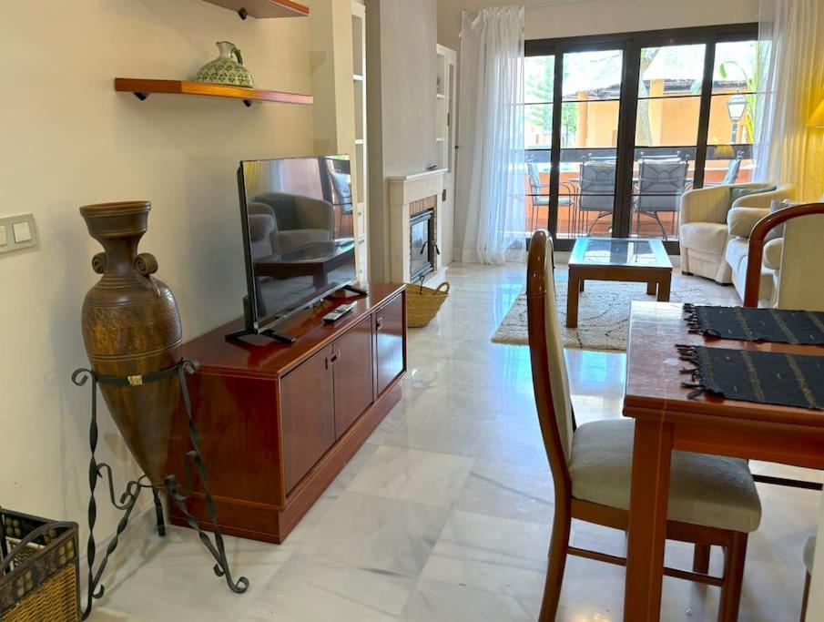 Evans Realty Ax Playa & Piscinas & Garaje Apartment *