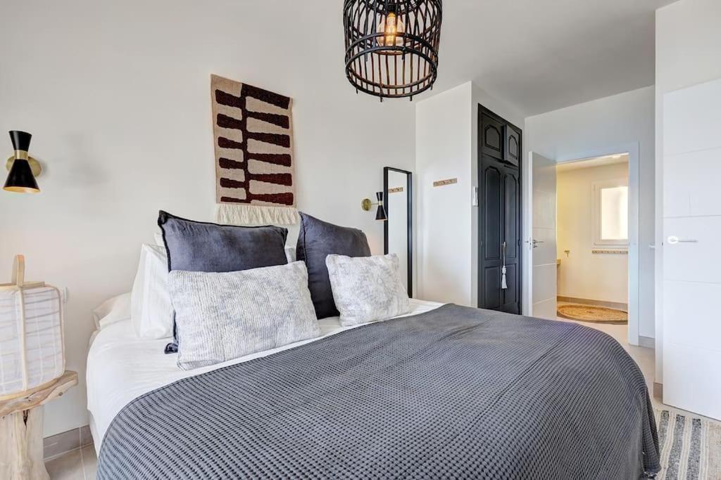 Renovated Douro - Balcony Right At The Sea Apartment
