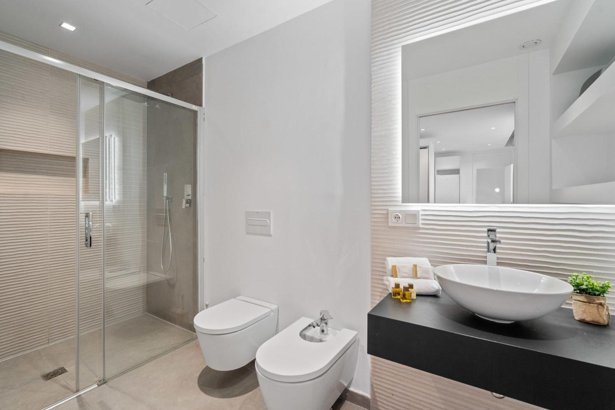 Sandie Front Golf Cinema Sauna Jacuzzi Kids Playground Villa