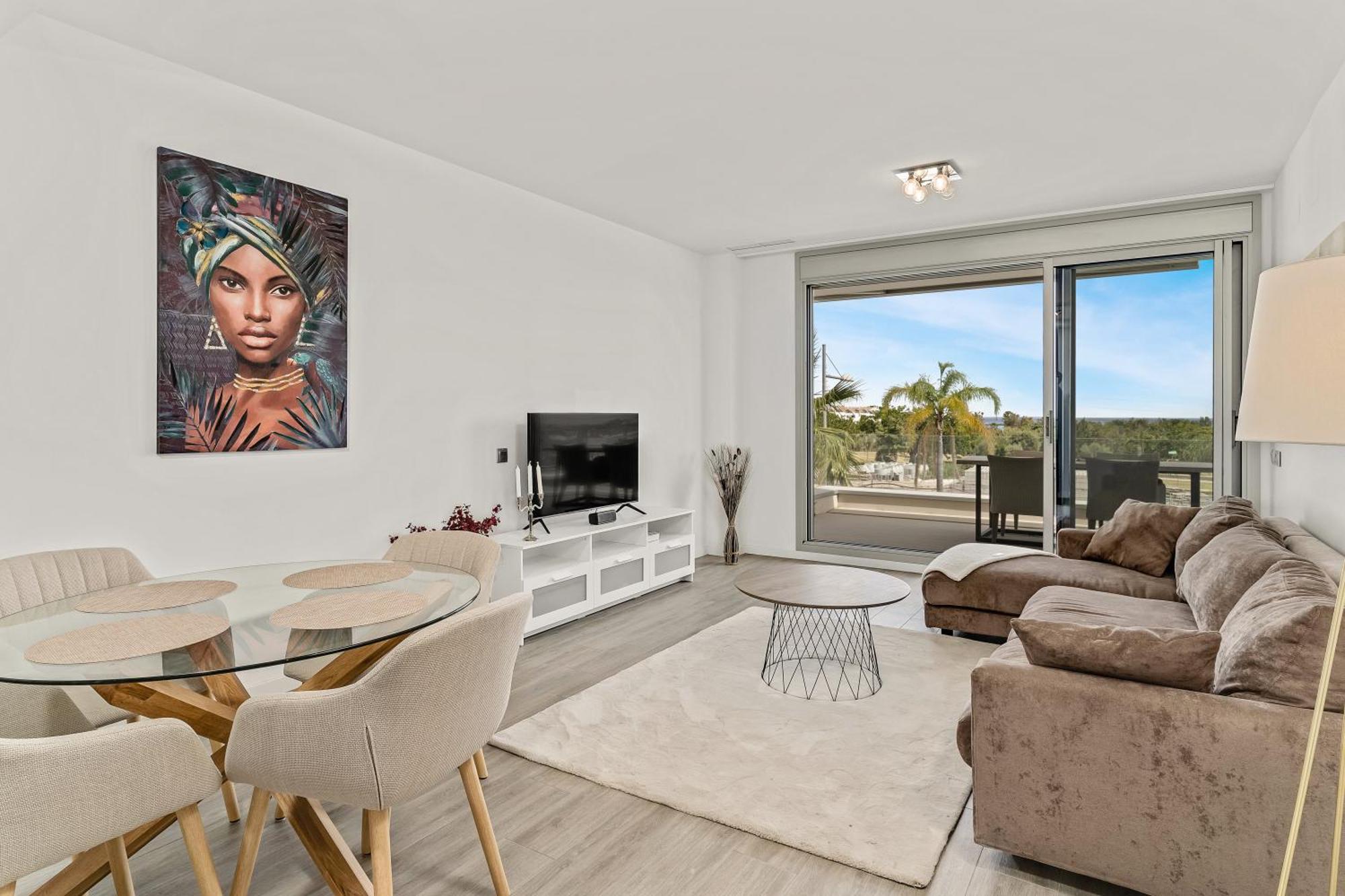 Modern 3 Bed In Cancelada Apartment Estepona