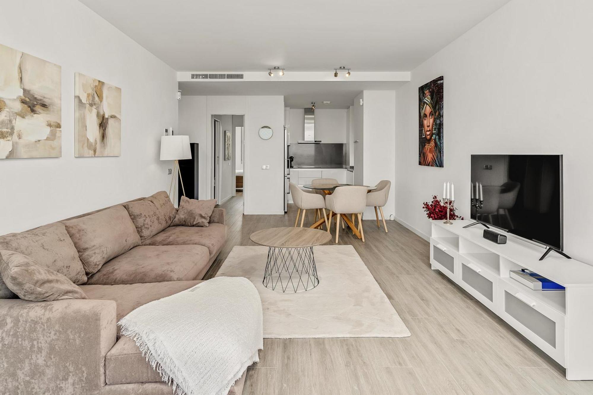 Apartment Modern 3 Bed In Cancelada Estepona
