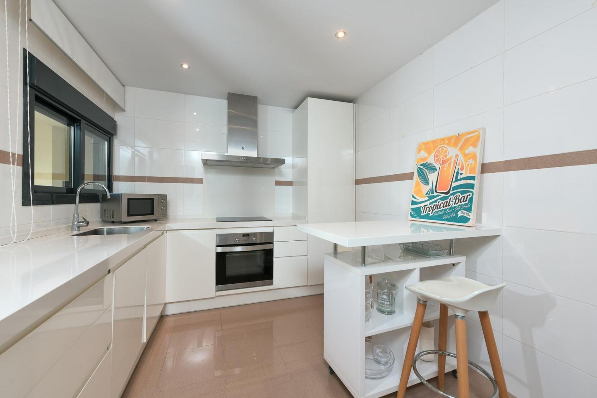 Penthouse Sea View 3bed Cosmo Apartment *