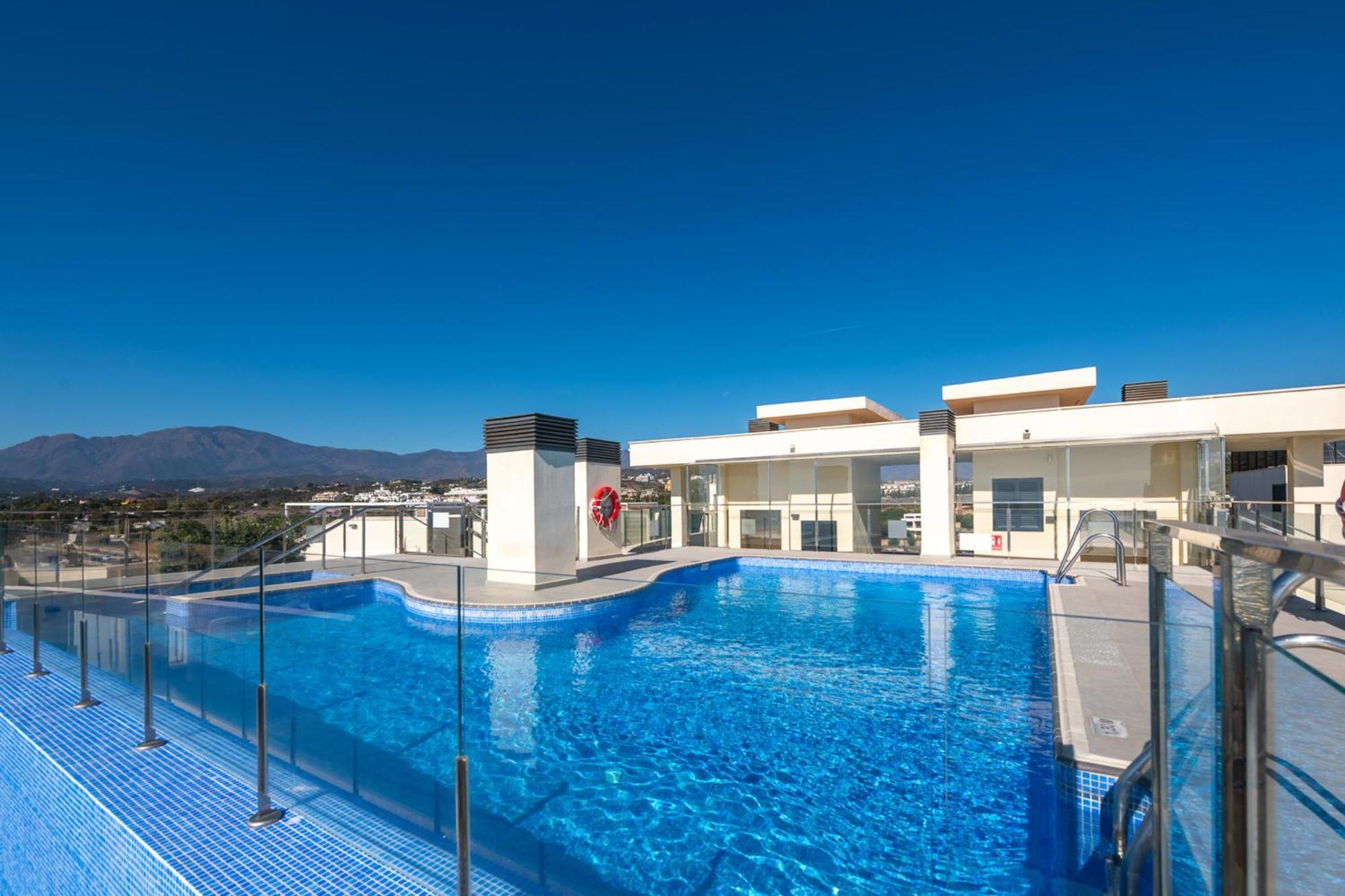 Penthouse Sea View 3bed Cosmo Estepona