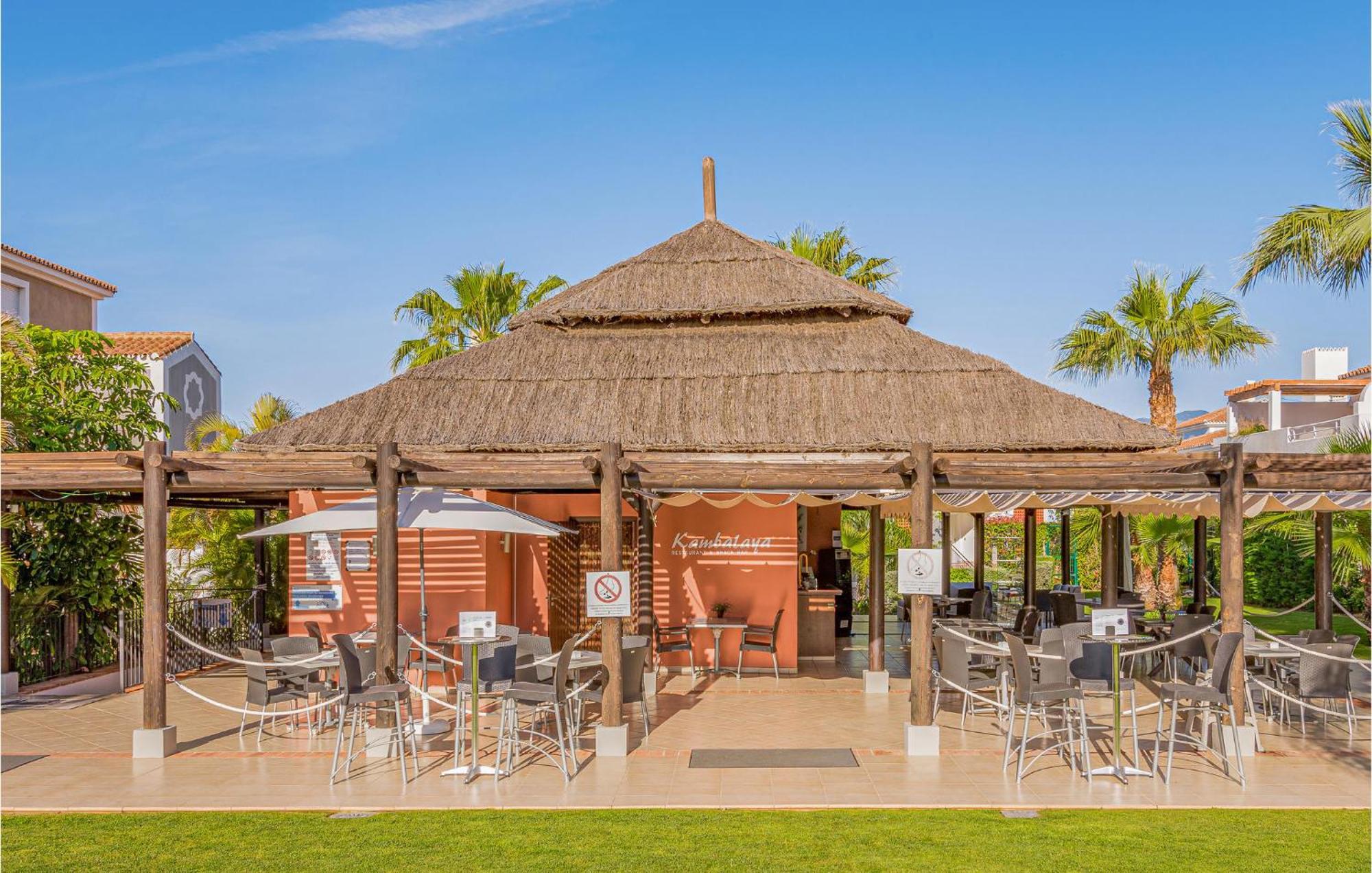 Lovely In With Kitchen Apartment Estepona