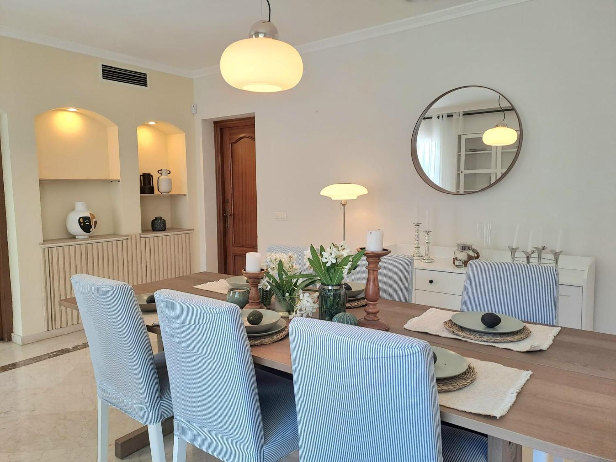 Noctua Pool And 013 Villa Estepona