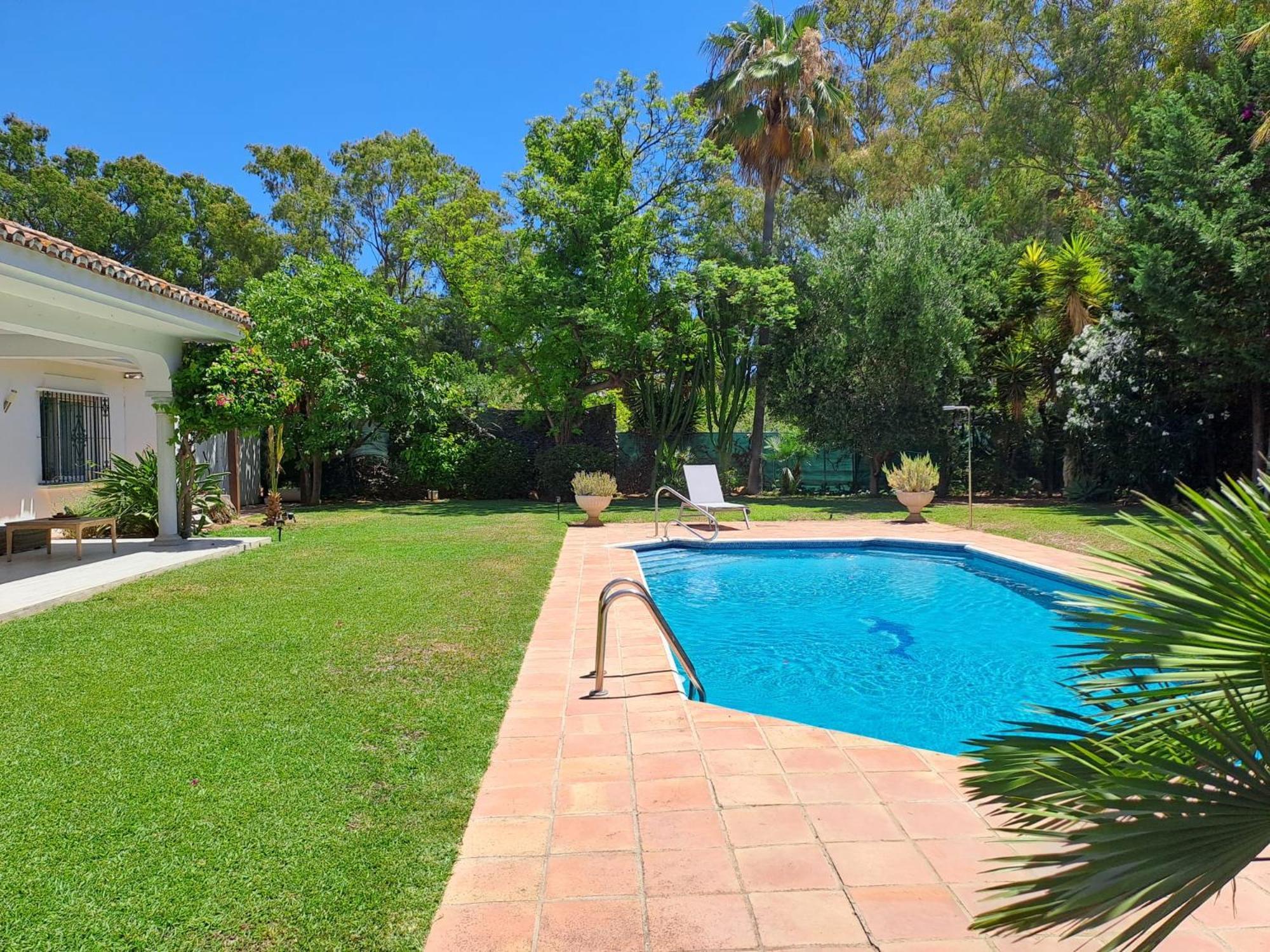 Villa Noctua Pool And 013