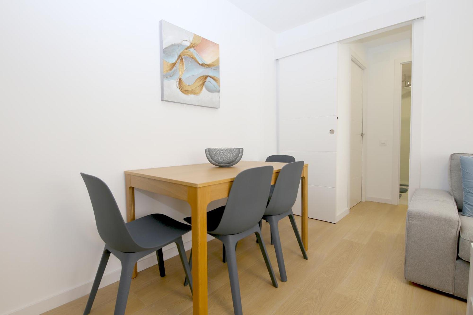 Centre Beachfront Rossi Apartment *