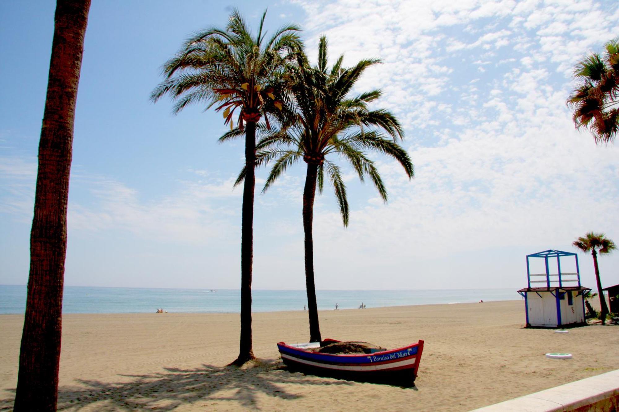 Centre Beachfront Rossi Apartamento *