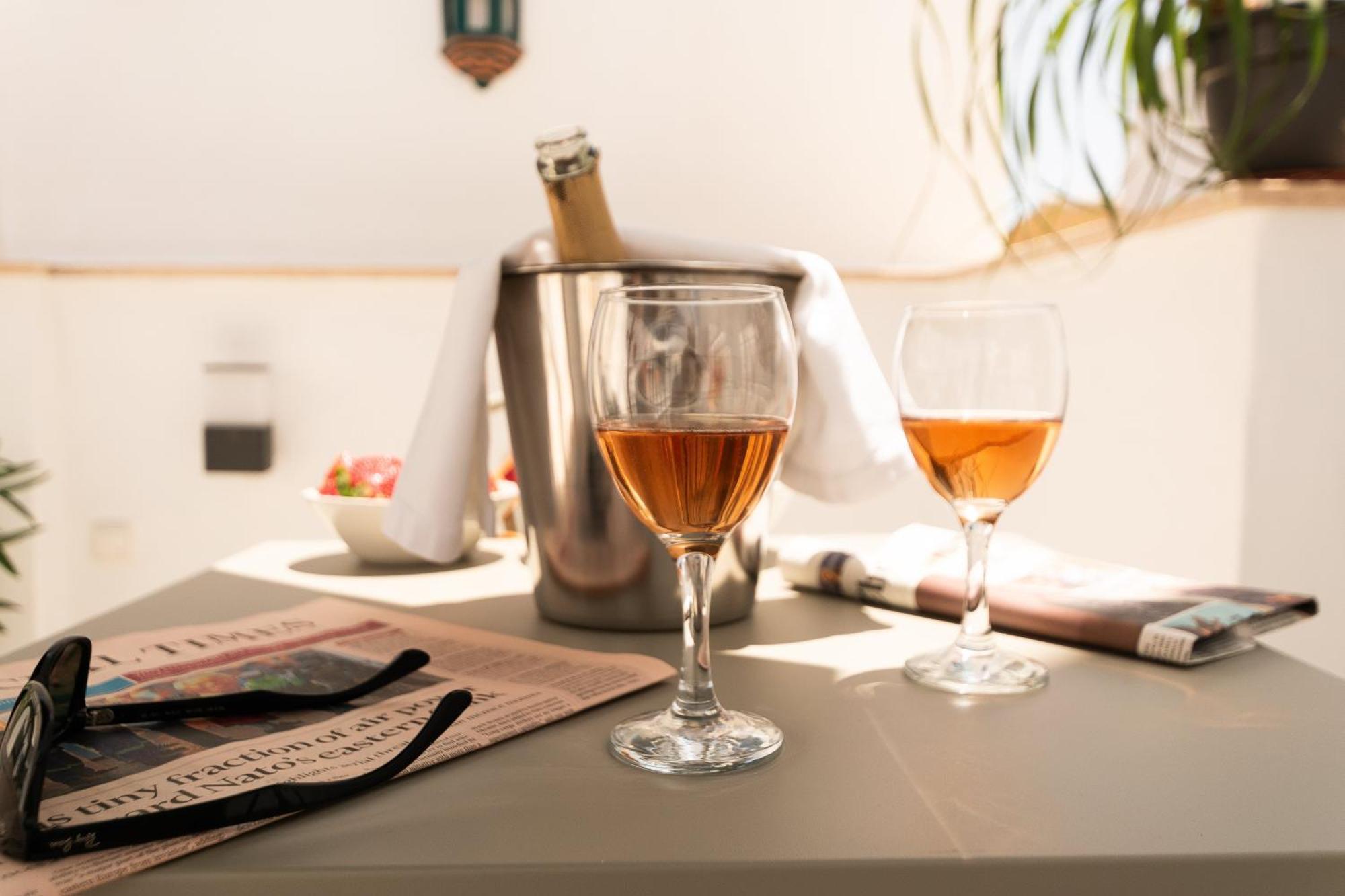 Casa Esmeralda - Luxury Boutique Old Town Apartment Estepona