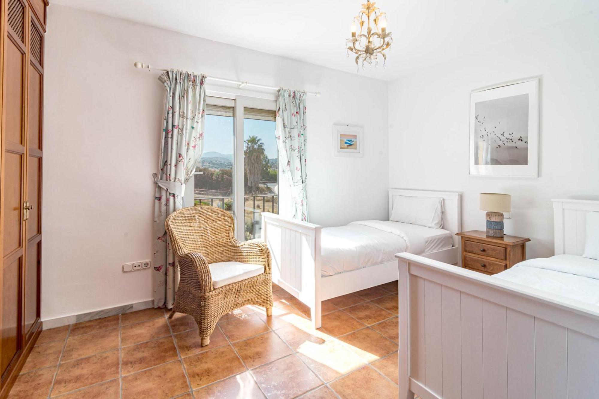 Pg9 - Andalucian 3-story Townhouse Near *